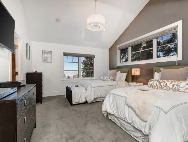 Opulent  Ski in/Ski Out Vacation Home in Beautiful Deer Valley