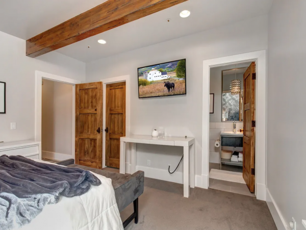 Opulent  Ski in/Ski Out Vacation Home in Beautiful Deer Valley