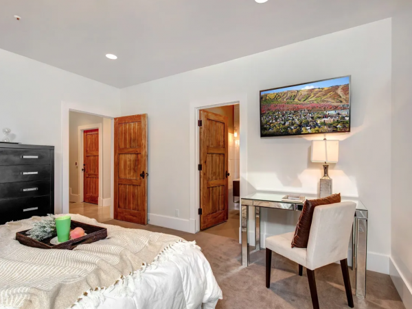 Opulent  Ski in/Ski Out Vacation Home in Beautiful Deer Valley