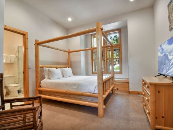 Gorgeous 8 Bedroom Vacation Rental in Deer Valley
