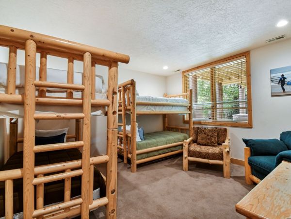 Gorgeous 8 Bedroom Vacation Rental in Deer Valley