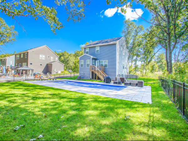 Lake Michigan Home with 5 Bedrooms