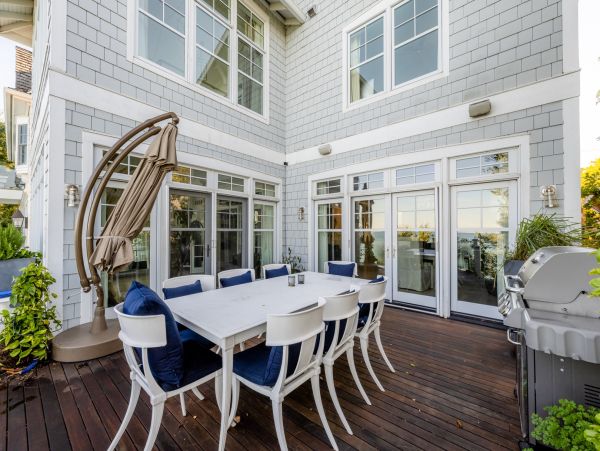 Grand Beach Vacation Home Six Bedroom
