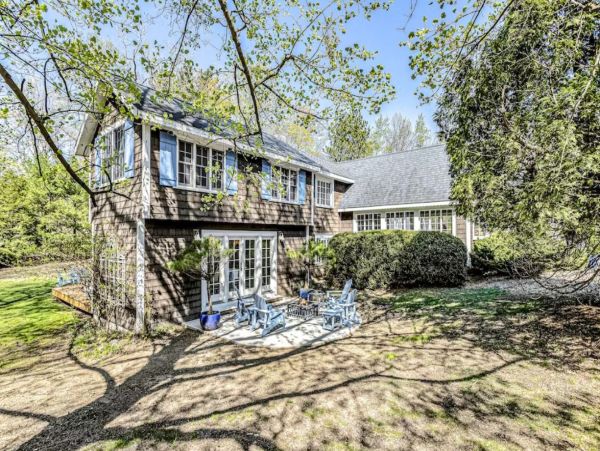 Lake Michigan Seven Bedroom Luxury Vacation Rental