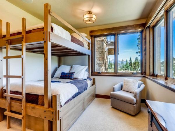 Gorgeous Breckenridge Rental with Private Spa & Great Views