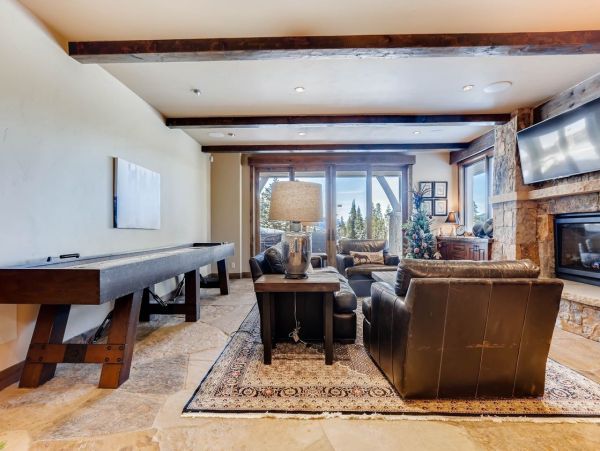 Gorgeous Breckenridge Rental with Private Spa & Great Views