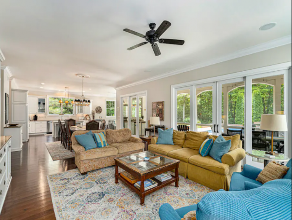 Lake Michigan Home with 6 Bedrooms & Pool