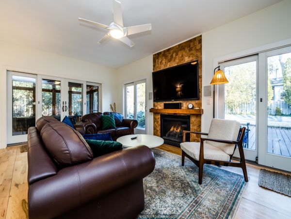 Union Pier Home with 5 Bedrooms