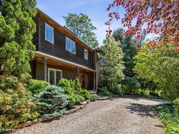 Union Pier Home with 5 Bedrooms