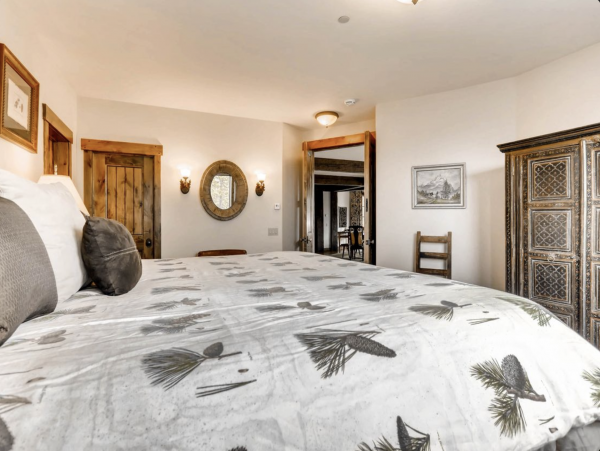 Luxury Mountain Vacation Retreat in Breckenridge with Hot Tubs