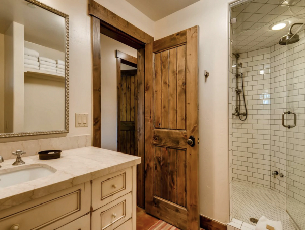 Luxury Mountain Vacation Retreat in Breckenridge with Hot Tubs