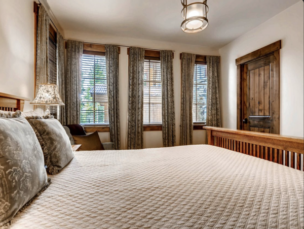 Luxury Mountain Vacation Retreat in Breckenridge with Hot Tubs
