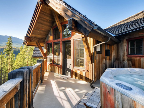 Luxury Mountain Vacation Retreat in Breckenridge with Hot Tubs