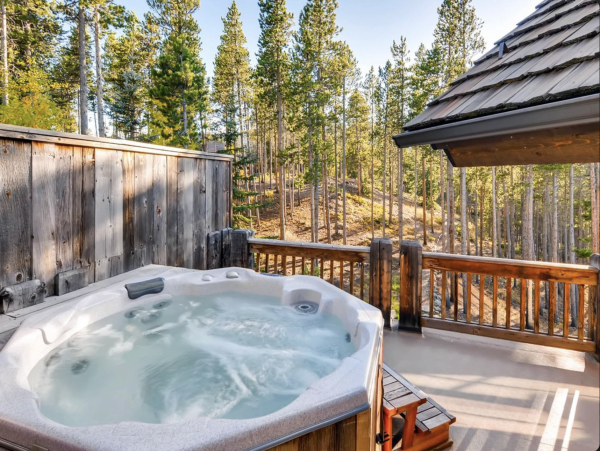 Luxury Mountain Vacation Retreat in Breckenridge with Hot Tubs