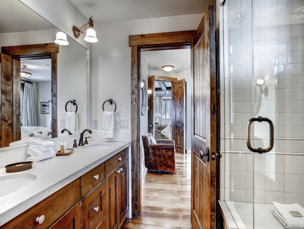 Luxury Mountain Vacation Retreat in Breckenridge with Hot Tubs