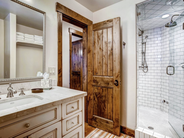 Luxury Mountain Vacation Retreat in Breckenridge with Hot Tubs