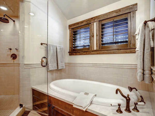 Luxury Mountain Vacation Retreat in Breckenridge with Hot Tubs