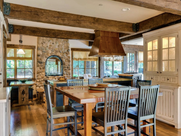Luxury Mountain Vacation Retreat in Breckenridge with Hot Tubs