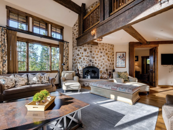 Luxury Mountain Vacation Retreat in Breckenridge with Hot Tubs