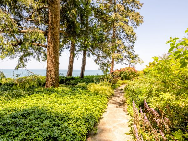 Lakefront Seven Bedroom Vacation Rental Home