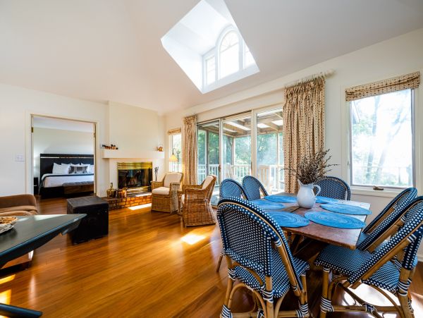 Lakefront Seven Bedroom Vacation Rental Home