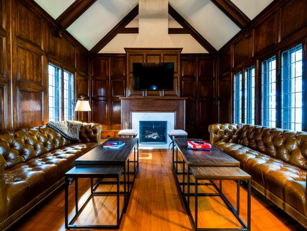 Lakefront Seven Bedroom Vacation Rental Home