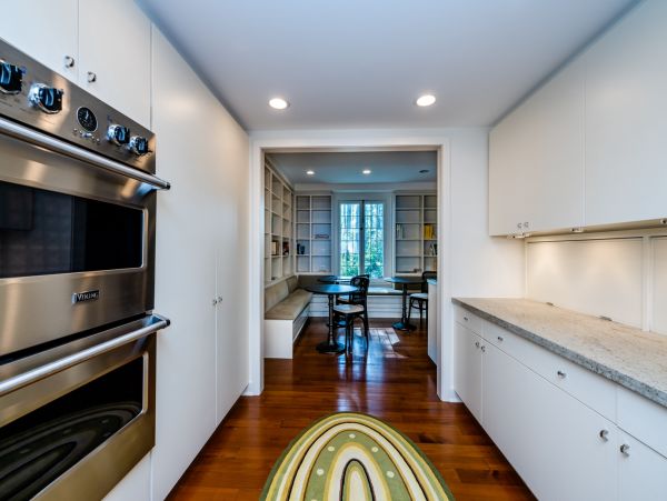 Lakefront Seven Bedroom Vacation Rental Home