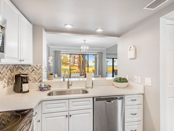 Miramar Vacation Home Three Bedroom Lake Views