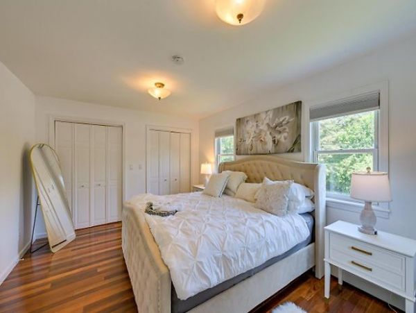 Eastport Vacation Pool Home Four Bedroom