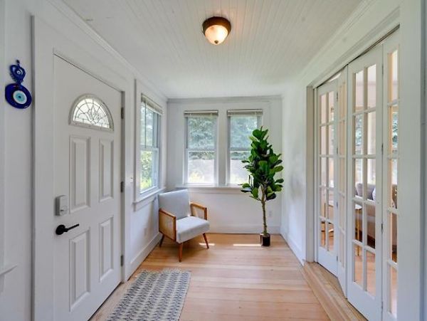 Eastport Vacation Pool Home Four Bedroom