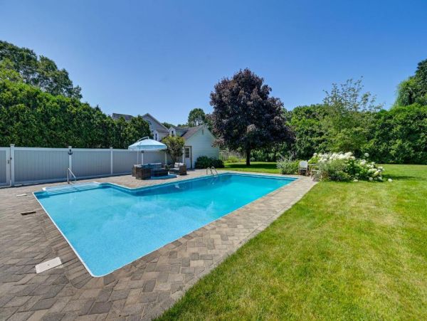 Eastport Vacation Pool Home Four Bedroom
