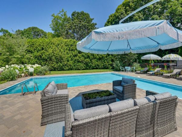 Eastport Vacation Pool Home Four Bedroom