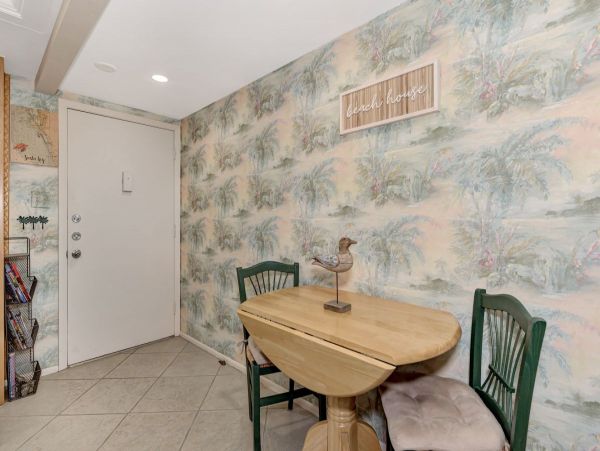 Siesta Key 2/2 Condo Across from Beach