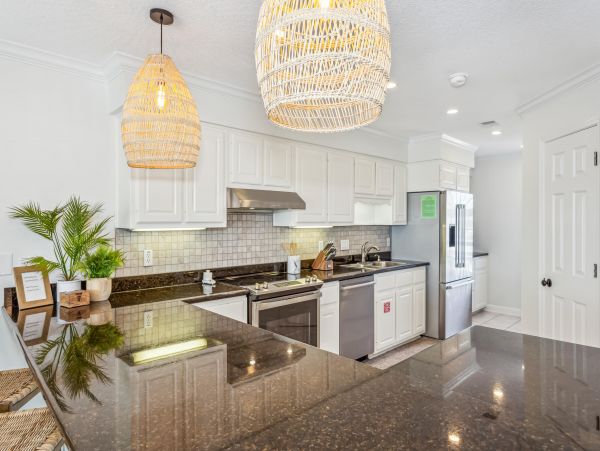 Gorgeous Beachfront Vacation Rental with 3 Bedrooms