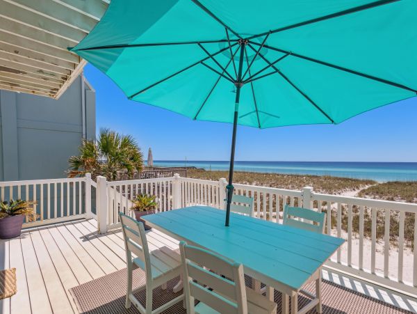 Gorgeous Beachfront Vacation Rental with 3 Bedrooms