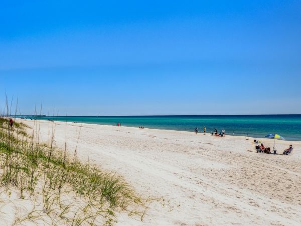 Gorgeous Beachfront Vacation Rental with 3 Bedrooms