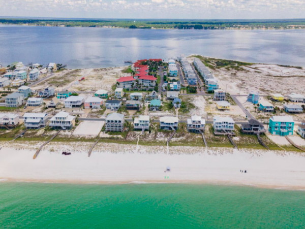 3 Bedroom Condo just steps from Navarre Beach