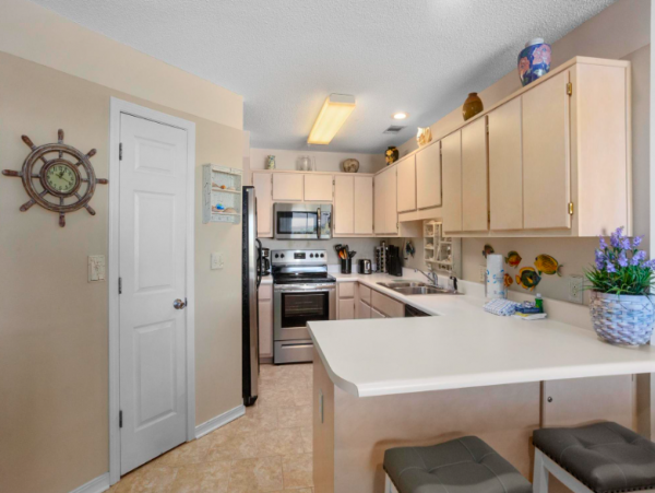 3 Bedroom Condo just steps from Navarre Beach