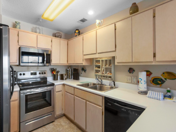 3 Bedroom Condo just steps from Navarre Beach