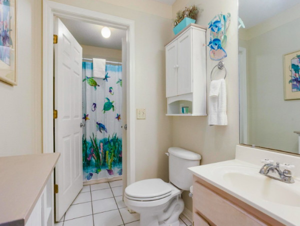 3 Bedroom Condo just steps from Navarre Beach