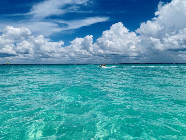 Waterfront Three Bedroom Vacation Rental in Navarre Beach