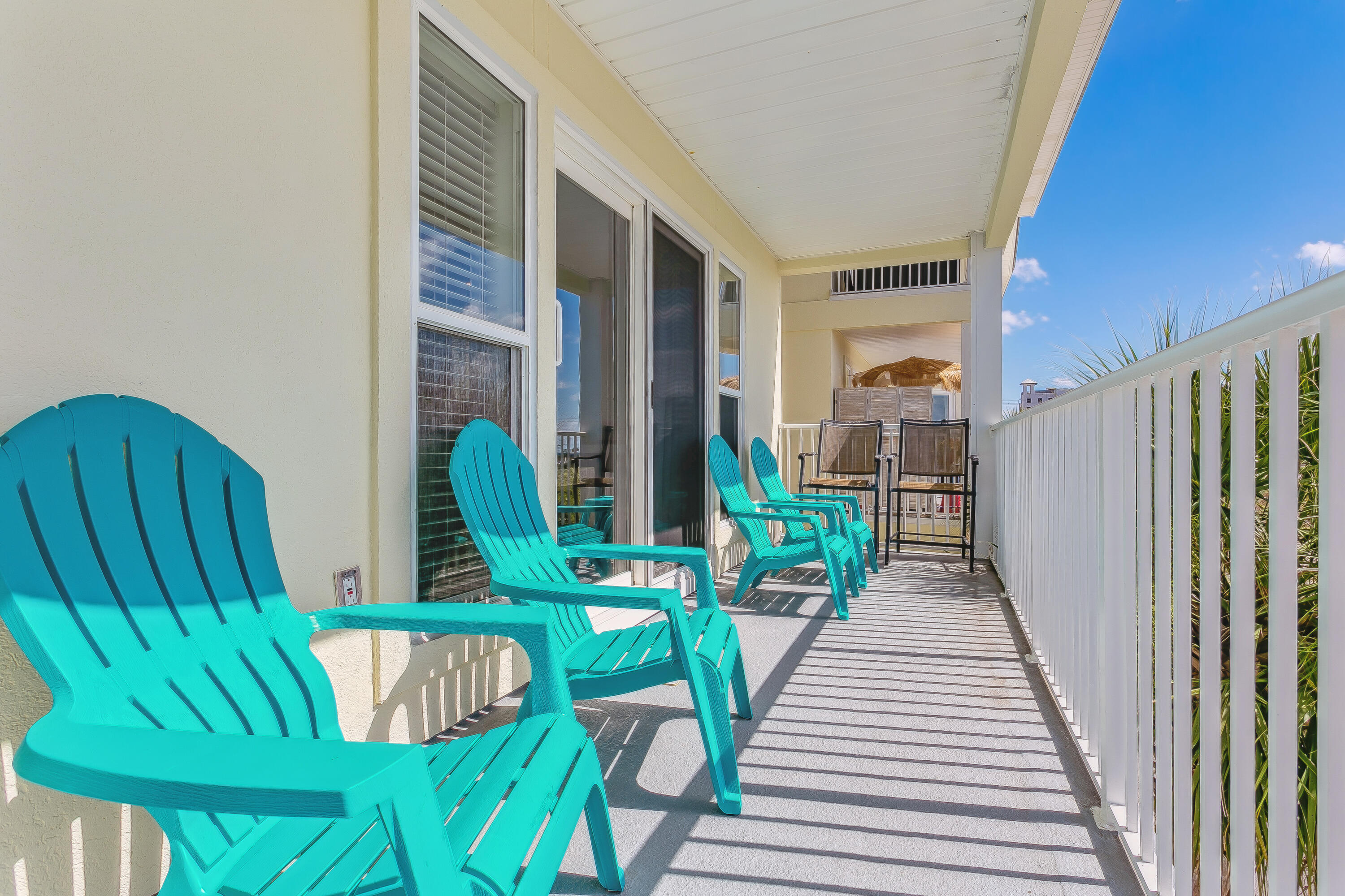 Waterfront Three Bedroom Vacation Rental in Navarre Beach