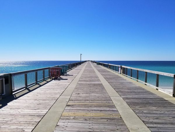 Waterfront Three Bedroom Vacation Rental in Navarre Beach