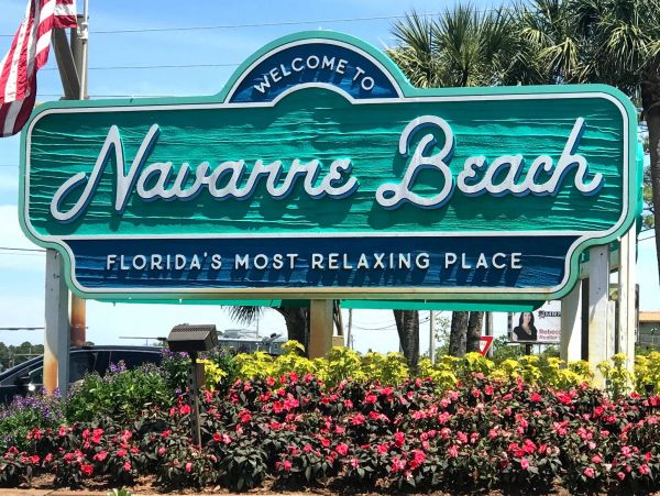 Waterfront Three Bedroom Vacation Rental in Navarre Beach