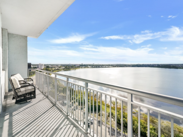 Luxury West Palm Beach Corner Unit Vacation Rental