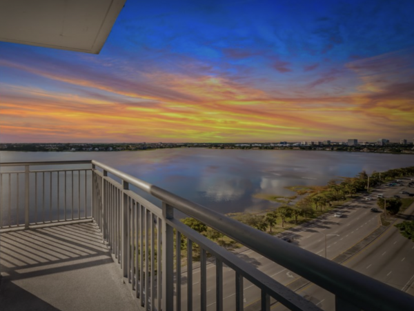 Luxury West Palm Beach Corner Unit Vacation Rental