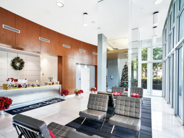 Luxury West Palm Beach Corner Unit Vacation Rental