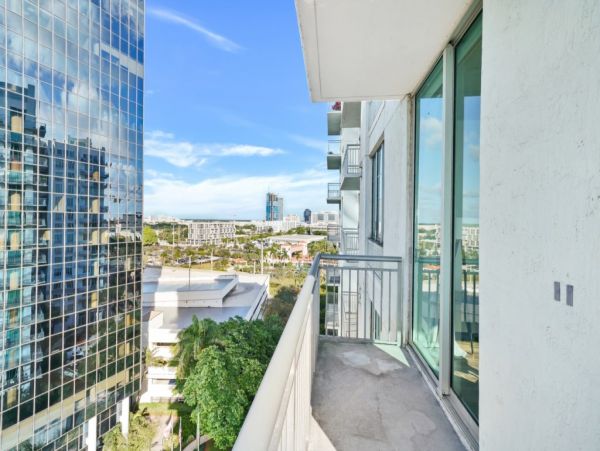 Luxury West Palm Beach Corner Unit Vacation Rental