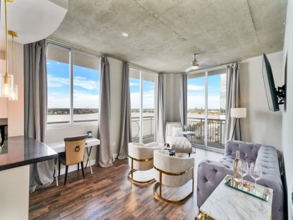 Luxury West Palm Beach Corner Unit Vacation Rental