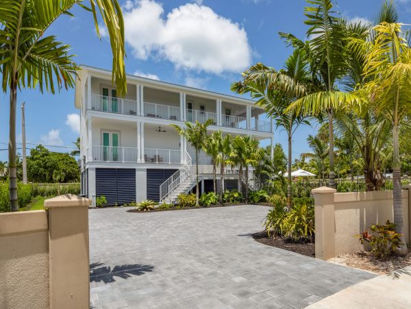 Key Heaven Vacation Home Six Bedroom